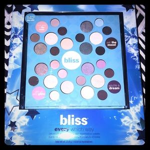 NIB Bliss Every Which Way Eyeshadow Palette 🎨